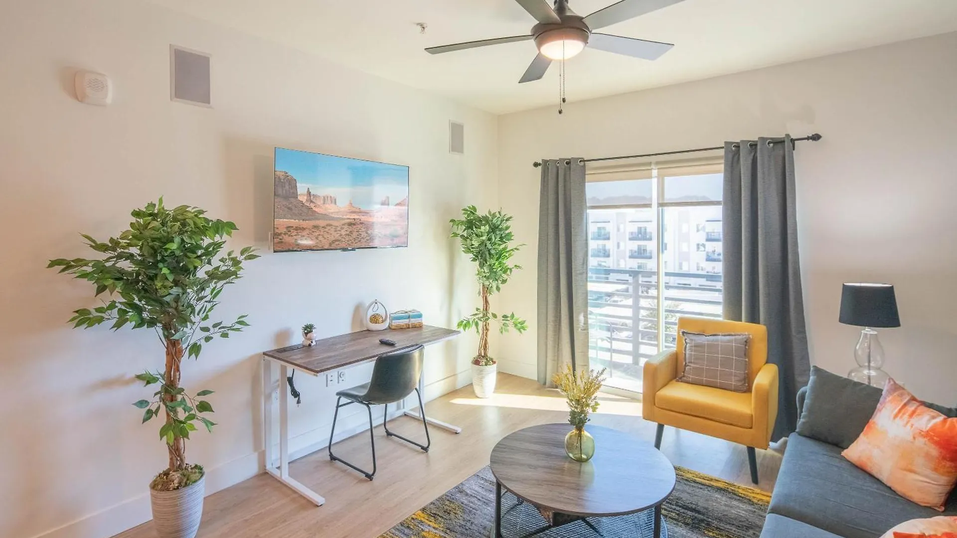 Shopping & Dining Dist-Resort Pool-Views-King Bed S439 Scottsdale Appartamento